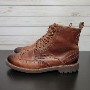 Clarks Bowzer Hi Oxford Boot